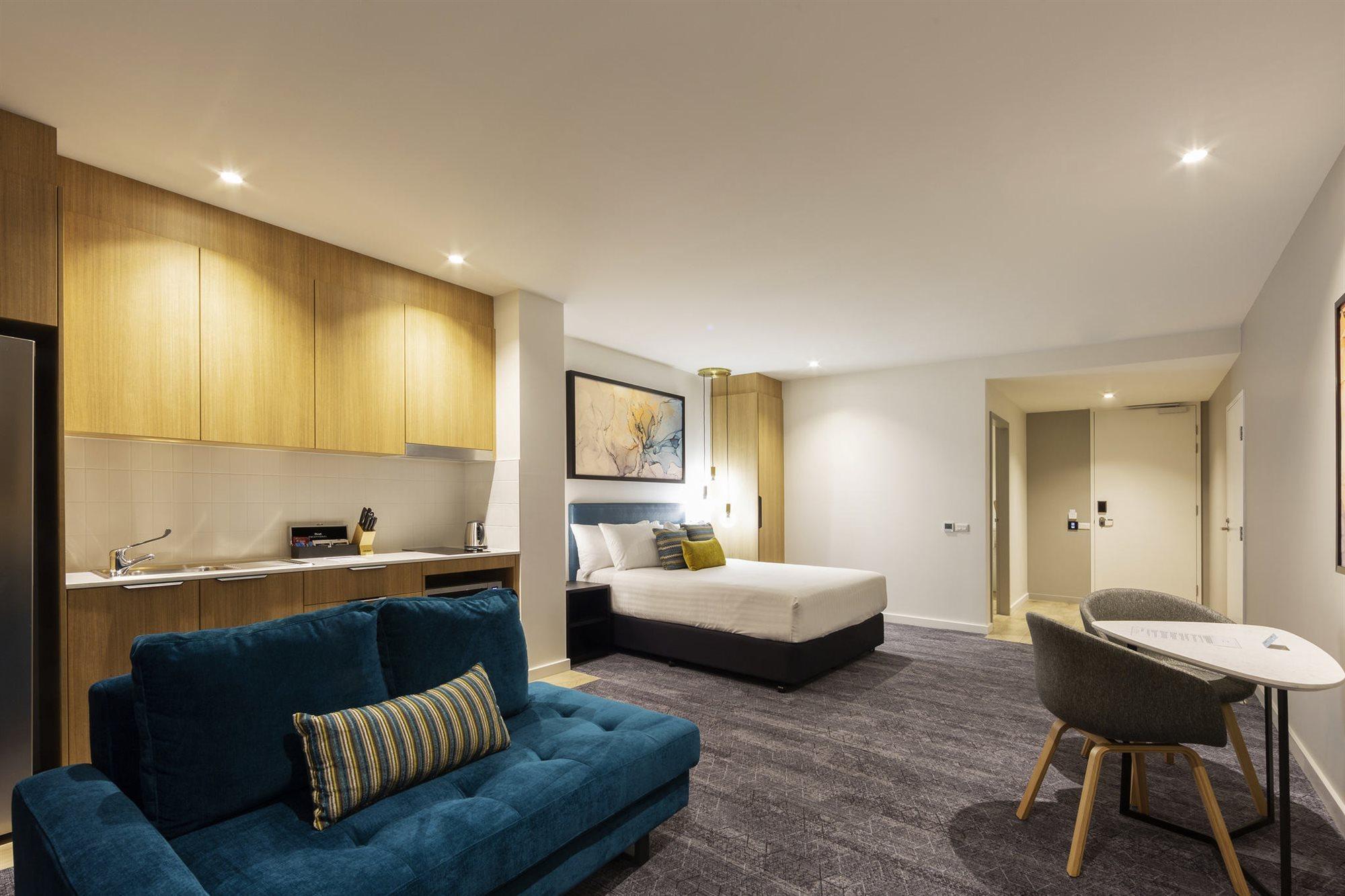 Mercure Canberra Belconnen Exterior foto