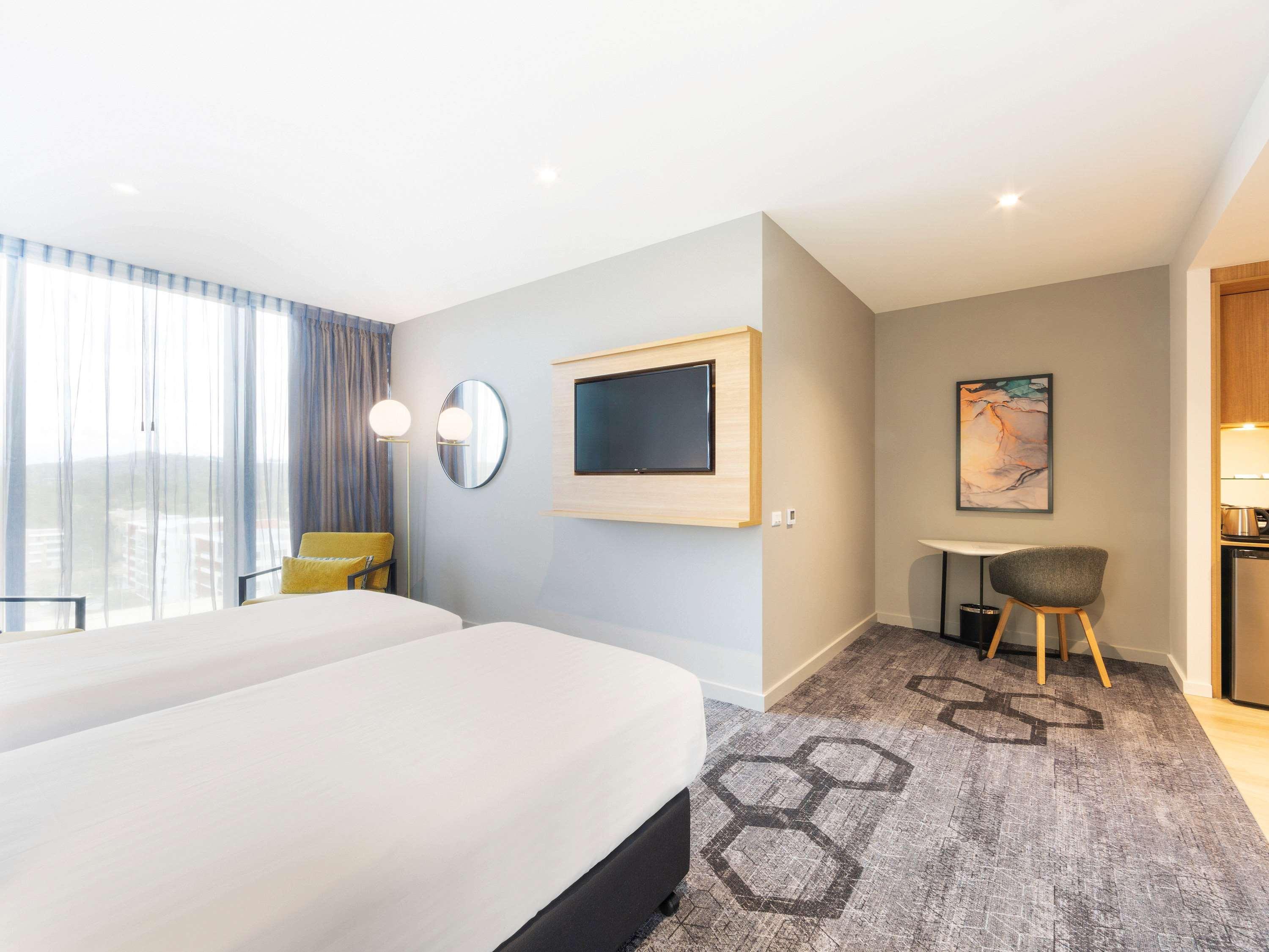 Mercure Canberra Belconnen Exterior foto
