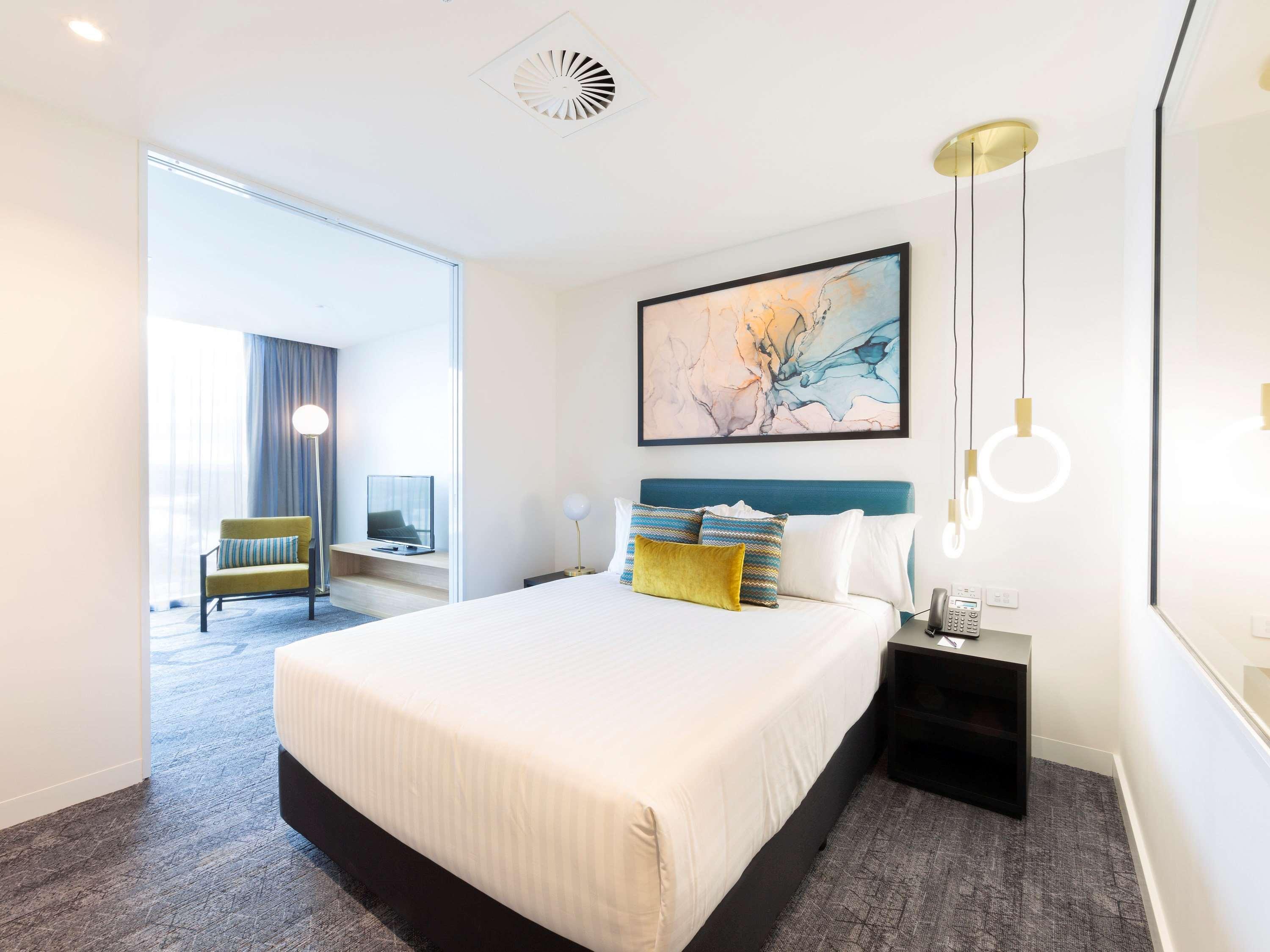 Mercure Canberra Belconnen Exterior foto